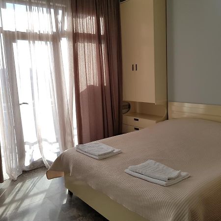 Apartament Gia Batumi Bagian luar foto