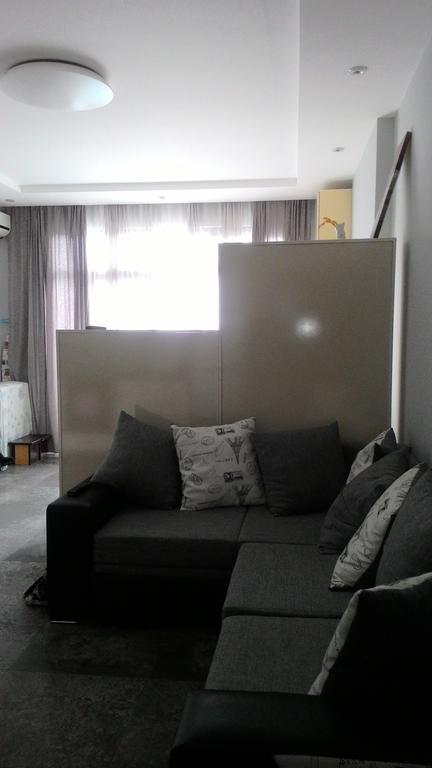 Apartament Gia Batumi Bagian luar foto