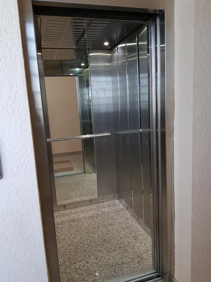 Apartament Gia Batumi Bagian luar foto