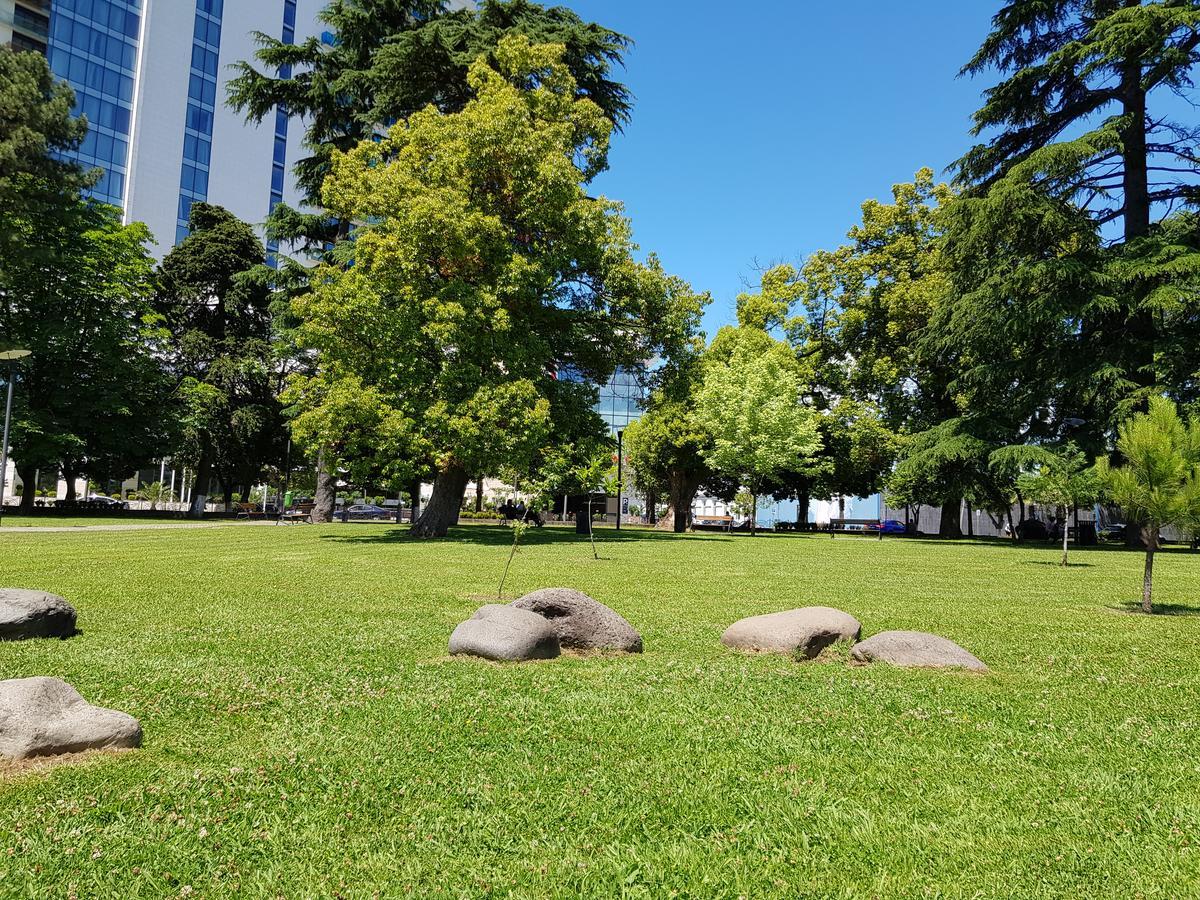 Apartament Gia Batumi Bagian luar foto